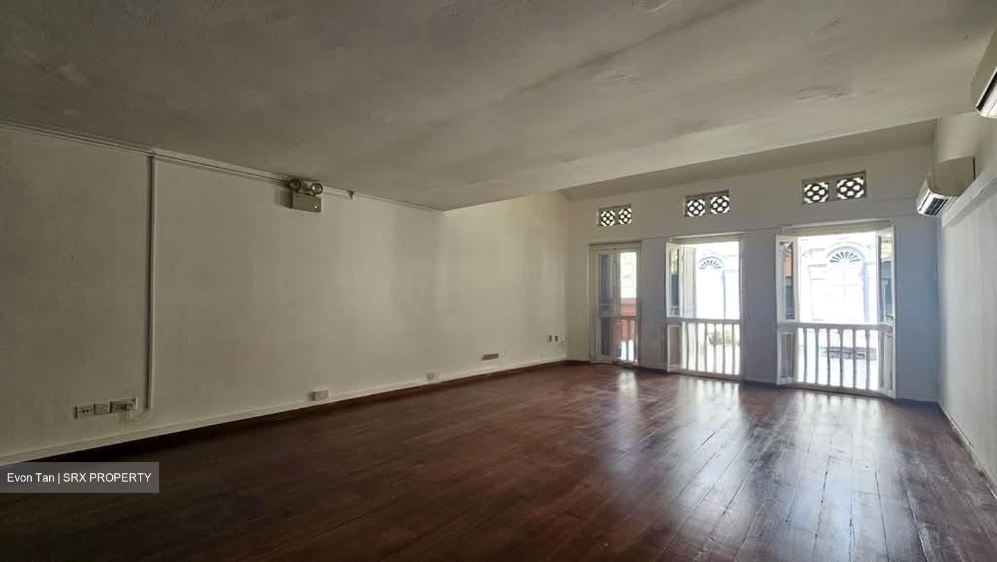 Trengganu Street (D1), Shop House #586027101
